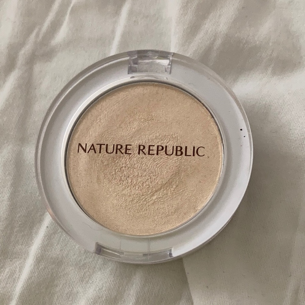 Nature Republic eyeshadow 37